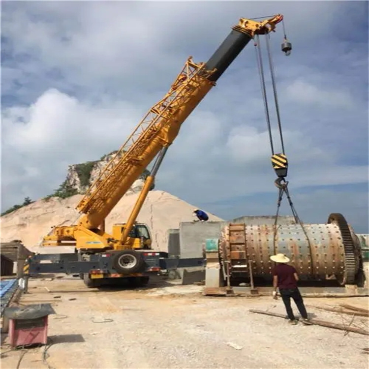 越西吊车的运输费用是否包含在租赁费用中